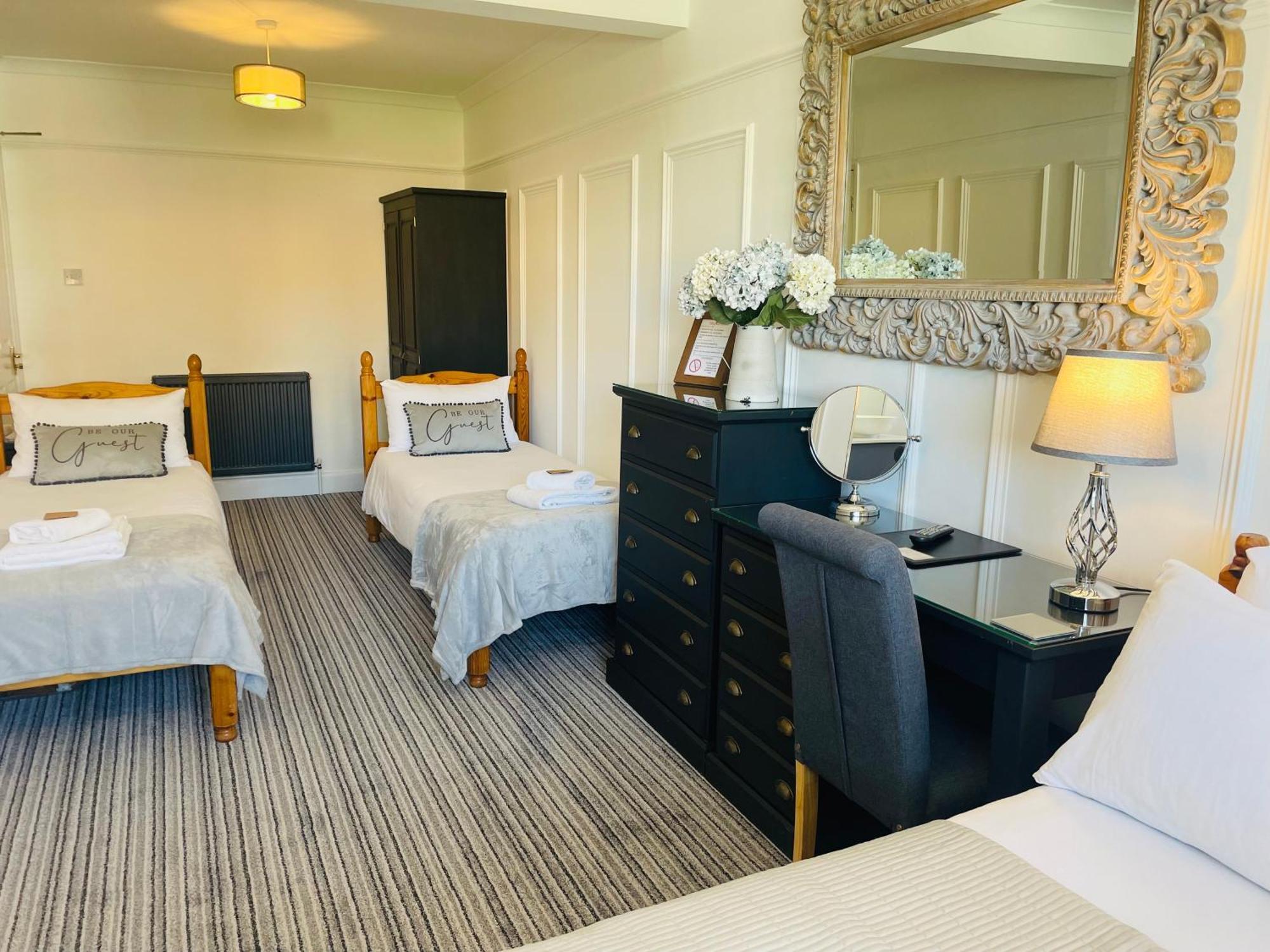 Hotel The Limes à Swanage Extérieur photo